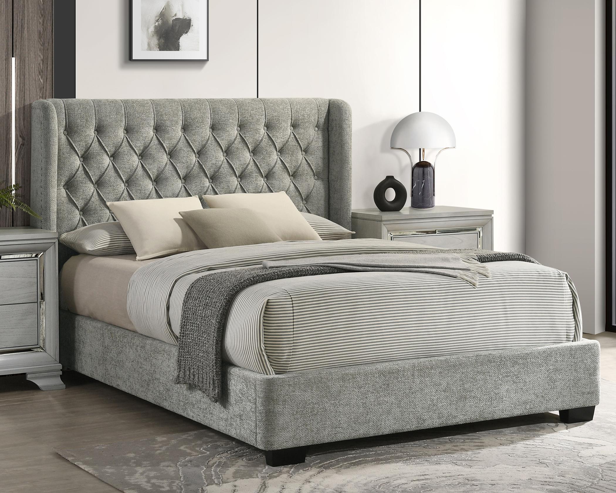 (image for) Daphne Light Grey