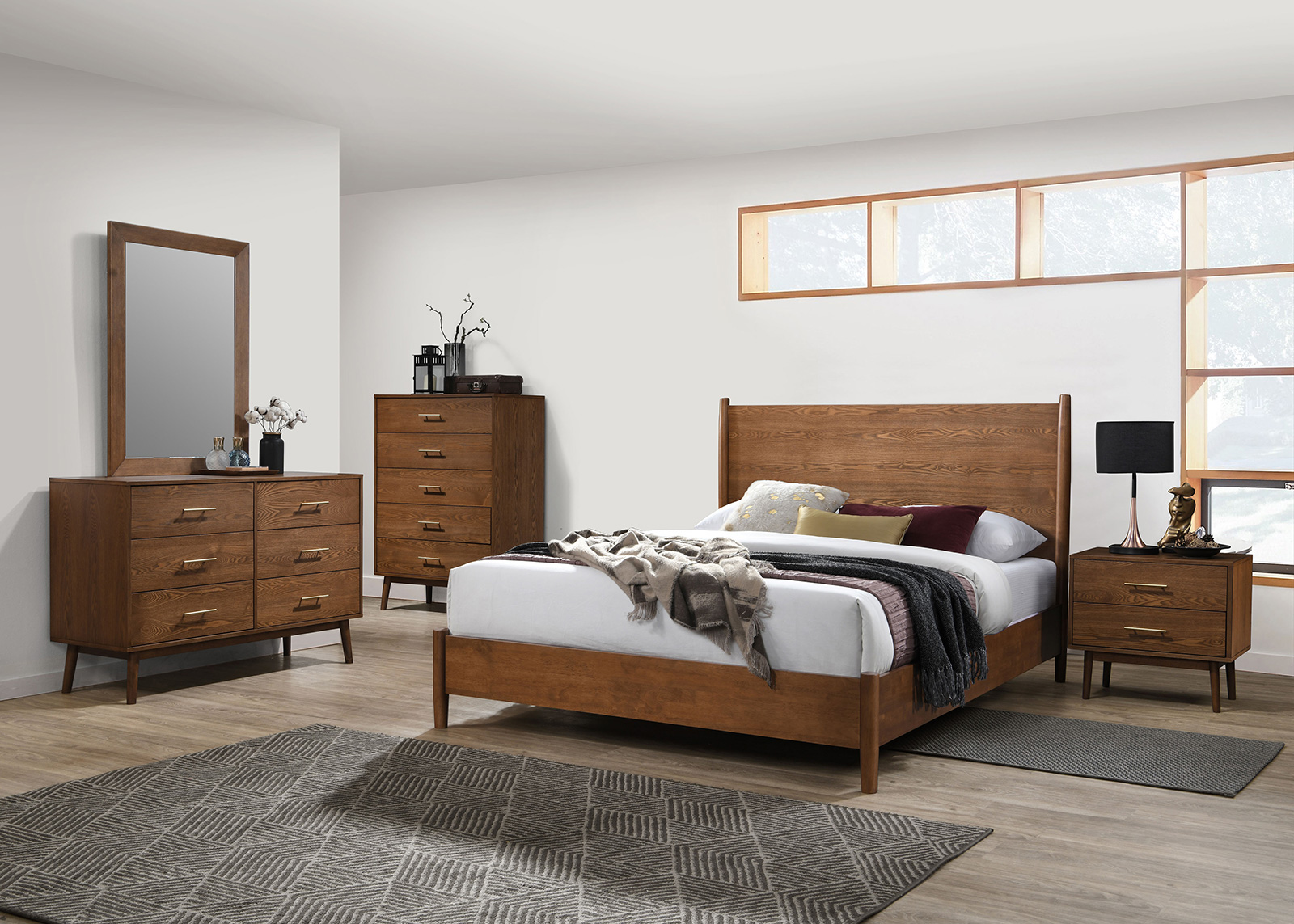 (image for) Tromso Walnut Qn. 5Pc W/2Ns