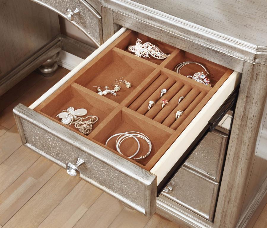 Modal Additional Images for Bling Game 9-drawer Vanity Set with Stool Metallic Platinum