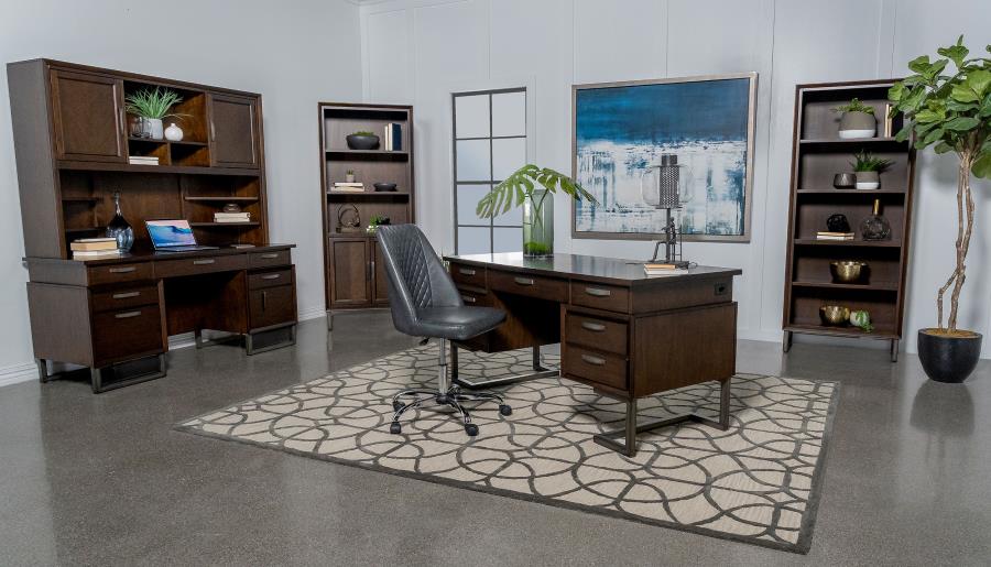 Modal Additional Images for Marshall 66-inch 7-drawer Executive Office Desk Dark Walnut