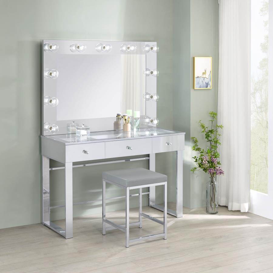 Modal Additional Images for Umbridge 3-drawer Vanity Set with Lighting Chrome and White